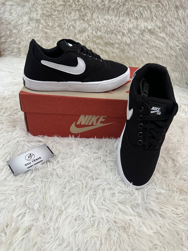 Nike SB Charge