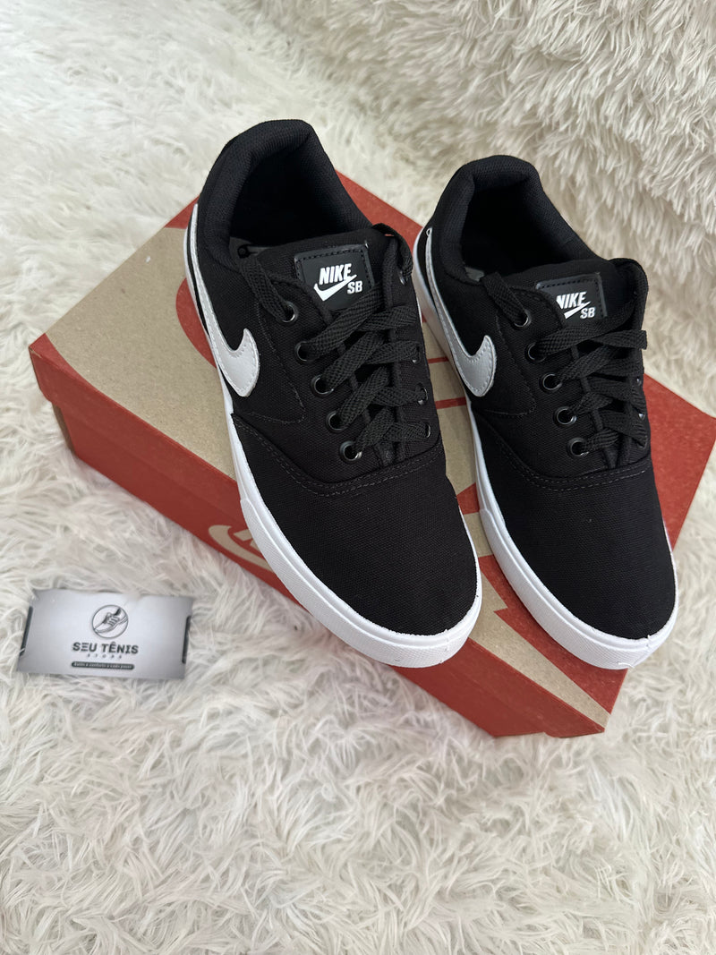 Nike SB Charge