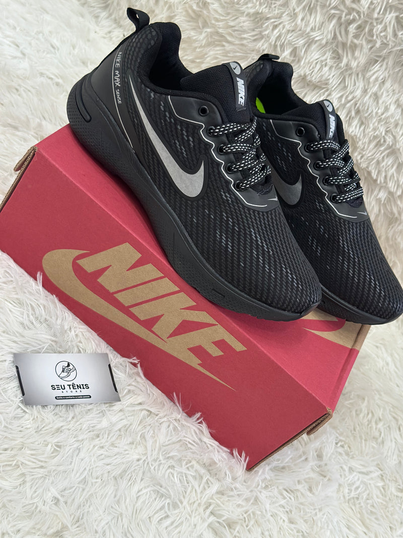 Nike Max Sense